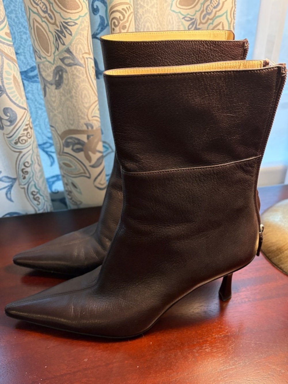 Gucci Brown Pointed Toe Leather Ankle Boots - Picture 4 of 8